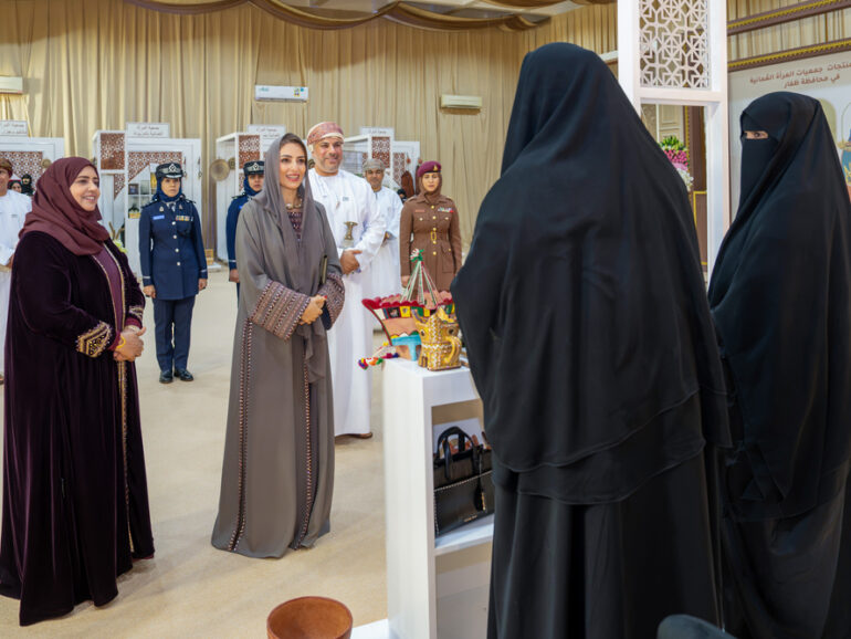 Sayyida Ahd visits Omani Women’s Association in Salalah