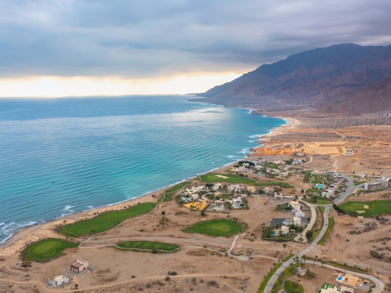 Oman tourism sector grows strongly, attracting 4 mn visitors in 2025