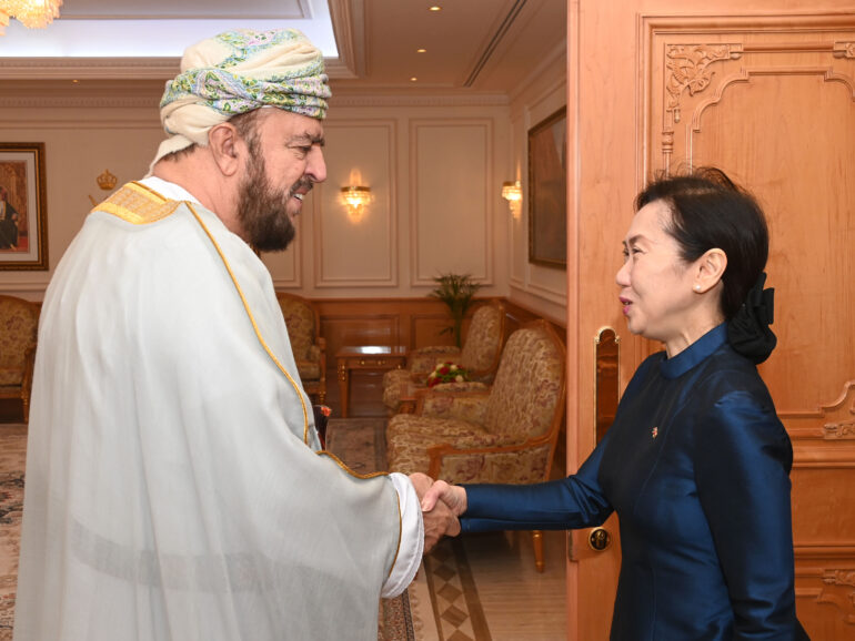 Sayyid Asaad bids farewell to Thai ambassador