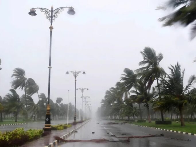 CAA predicts thunderstorms, dust storms, and active winds