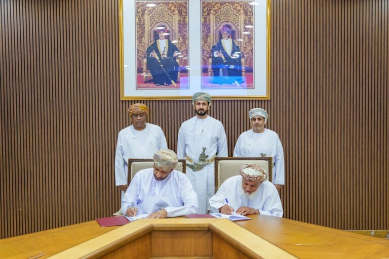 40 agreements worth RO 621,363 signed to rehabilitate Dhahirah aflaj