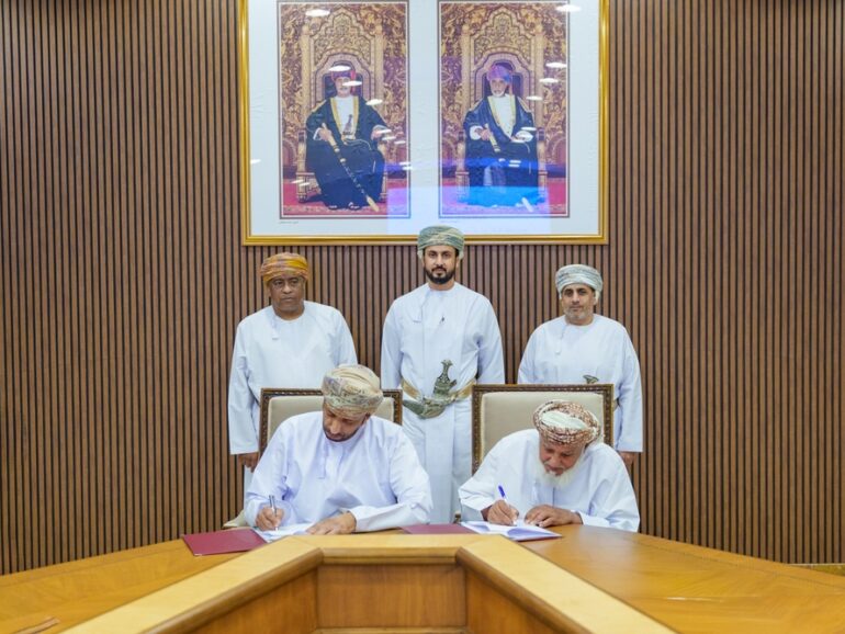 40 agreements worth RO 621,363 signed to rehabilitate Dhahirah aflaj