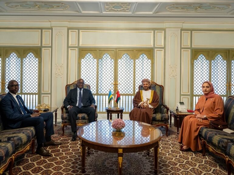 Oman, Rwanda discuss strengthening economic and diplomatic ties