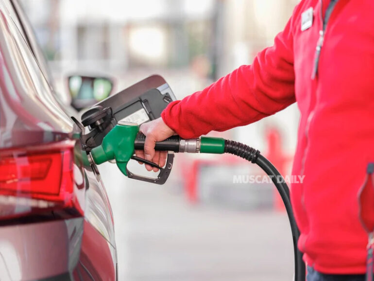 17 petrol stations fined across Muscat Governorate