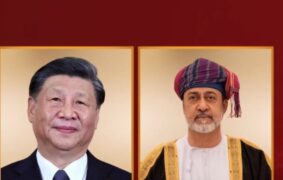HM greets president of China