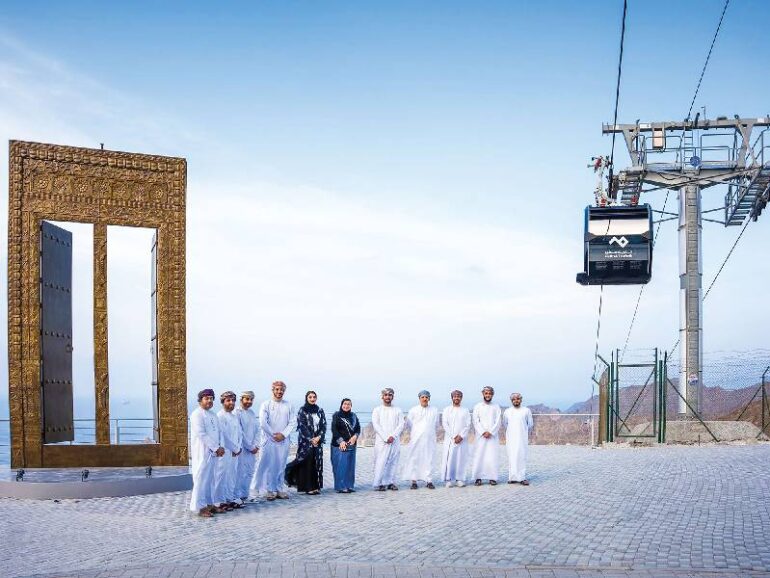 ASMED explores investment opportunities for SMEs at Muttrah cable car project