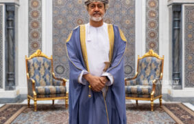 His Majesty confers royal orders on officials at Al Barakah Palace