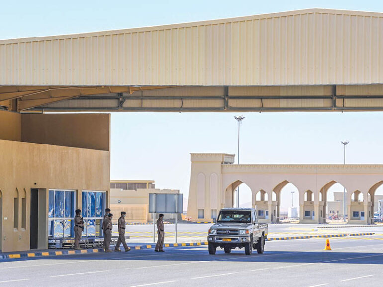 Oman duty-free markets at three land border crossings