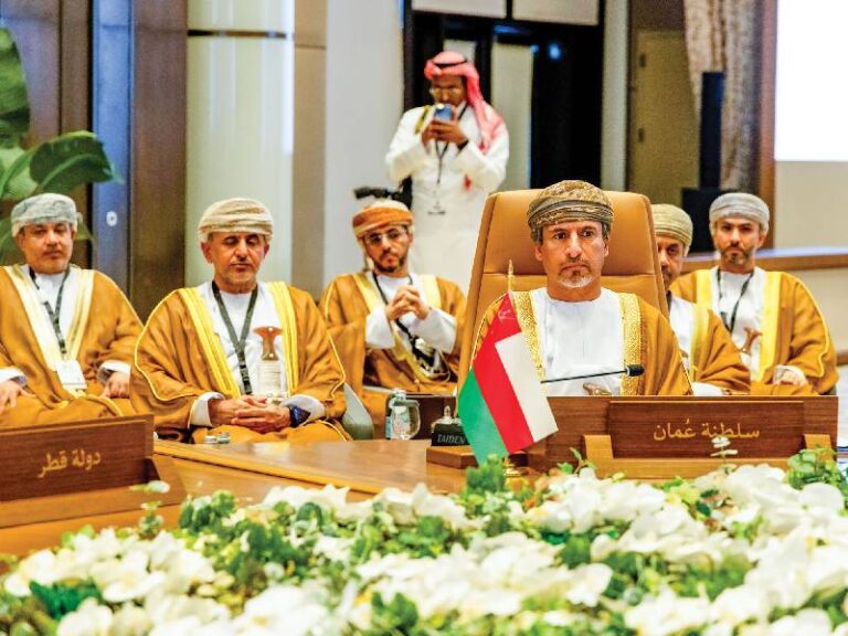 Oman backs stronger Gulf power and water links